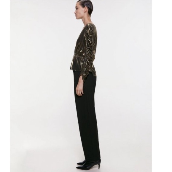 Zara women’s Metallic Ruched B Neck blouse top - Picture 4 of 8